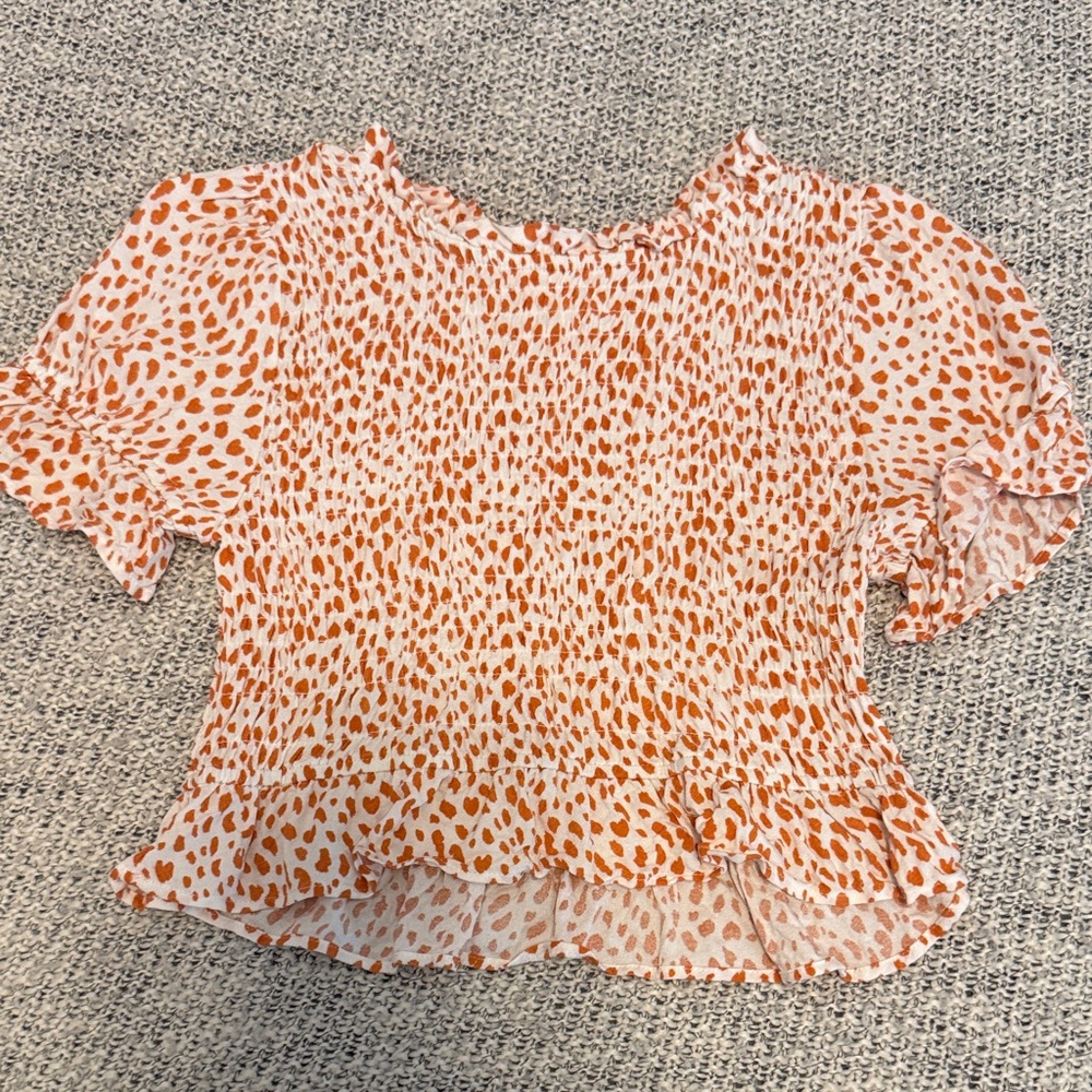 URBAN Romantics Smocked Ruffle Blouse – Orange & White Print (Size M)